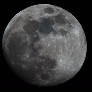 Luna Casi Llena